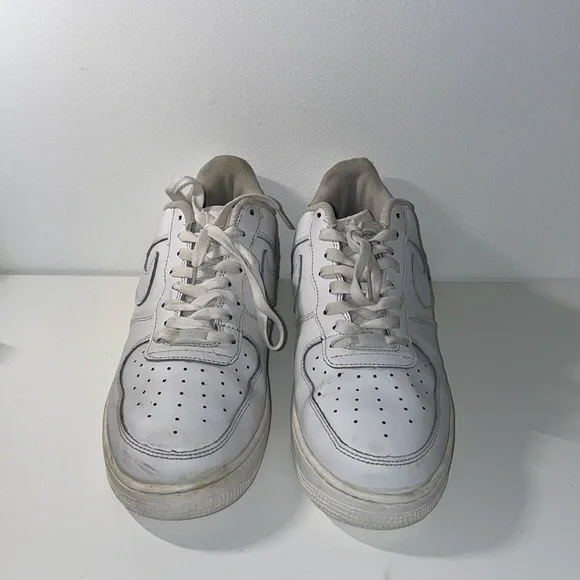 Nike Air Force 1 - Picture 2 of 4